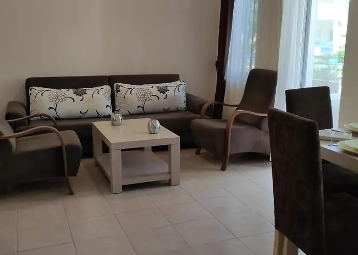 Sirma Family Apart Aparthotel