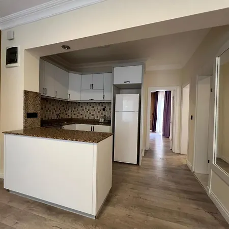 Aparthotel Sirma Family Side